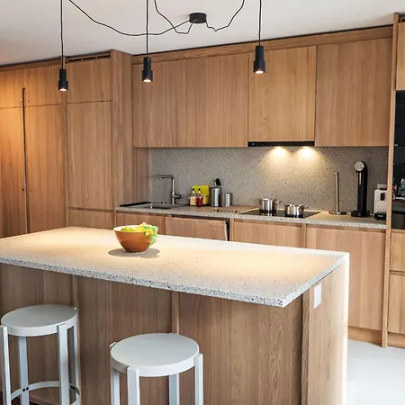 Center By Interhome * צרמט